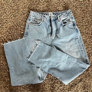 Urban Outfitters Jeans Size 27